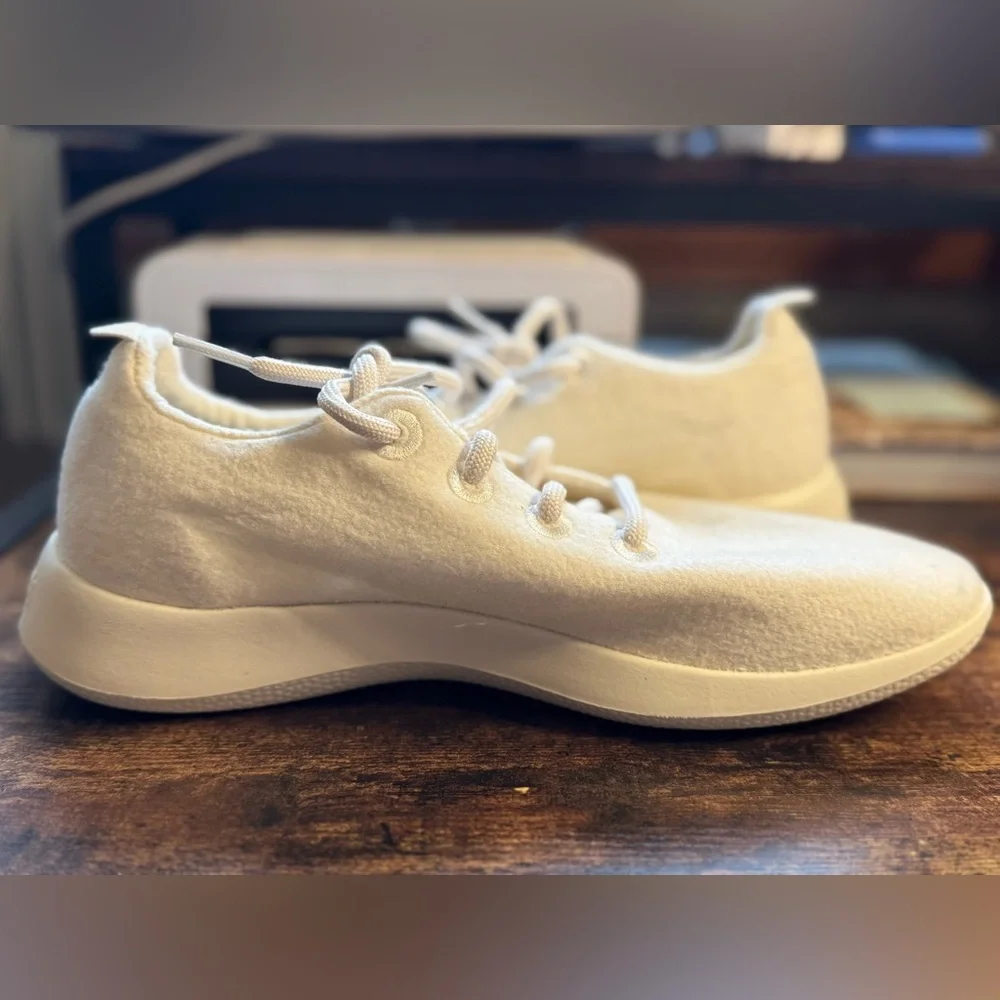 Allbirds Women's Wool Runner in Natural White - Size 9 - Picture 8 of 11